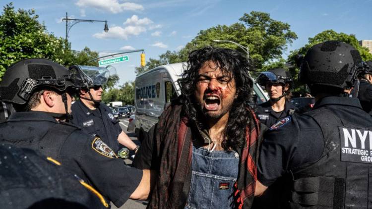 Manifestantes pro Palestina tomán el museo de Brooklyn