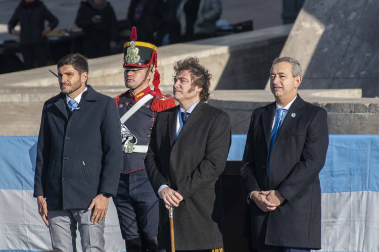 Javkin: «Por fin vemos una acción coordinada entre nación, provincia y municipio, que era lo que pedíamos a gritos»