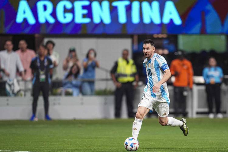 Messi destacó la paciencia del equipo en el debut con triunfo ante Canadá