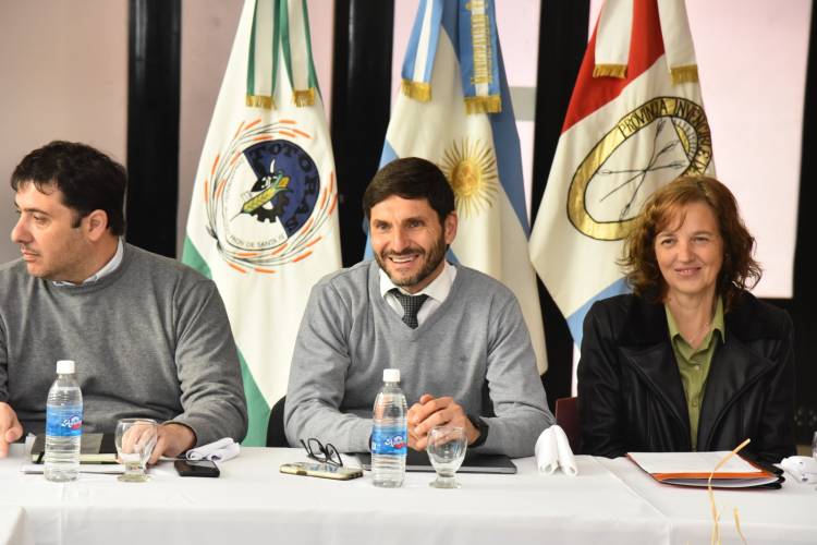 Pullaro: “Es importante estar en el territorio y escuchar a los intendentes"