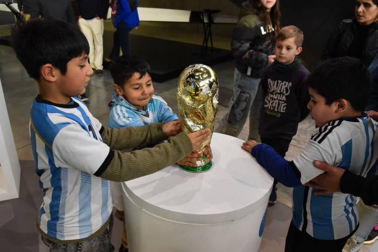 Vacaciones en Santa Fe: más de 700 personas visitaron, en un día, el Espacio Messi del Museo del Deporte