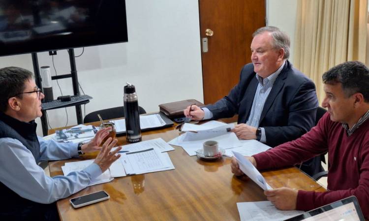 Reunión del senador Felipe Michlig y el ministro Goity