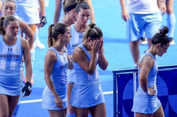 Las Leonas cayeron ante campeón olímpico y pelearan por el bronce