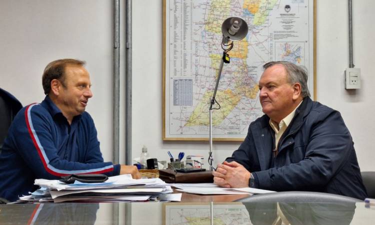 El Senador Felipe Michlig gestiona distintas soluciones habitacionales para el Dpto. San Cristóbal