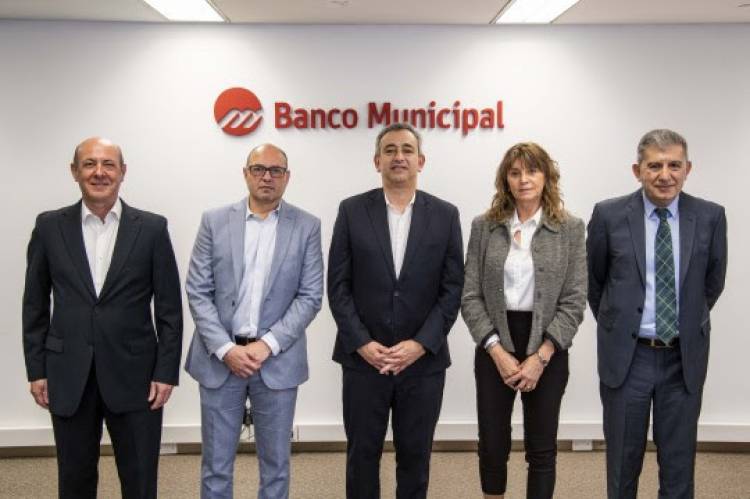 Javkin puso en funciones al nuevo directorio del Banco Municipal de Rosario
