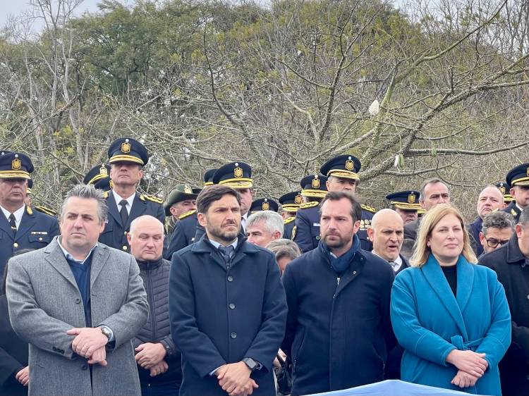 Weiss Ackerley participó del 160° Aniversario de la Policía de la Provincia de Santa Fe 