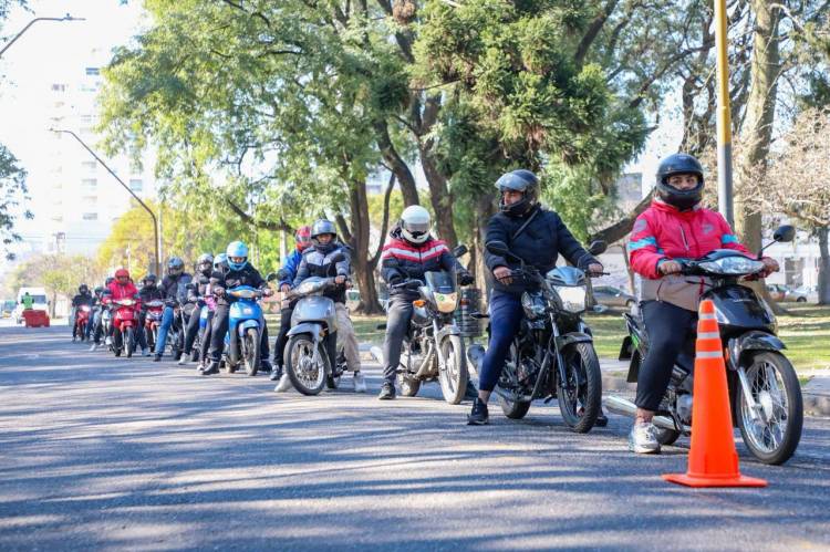 Seguridad vial: el 70 ? los motociclistas que fallecen en accidentes no usaba casco