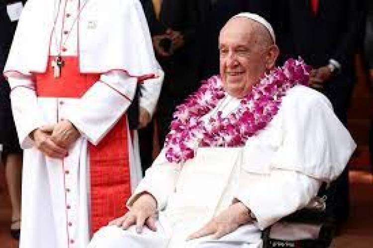 Tras doce días de gira el papa Francisco ya descansa en el Vaticano