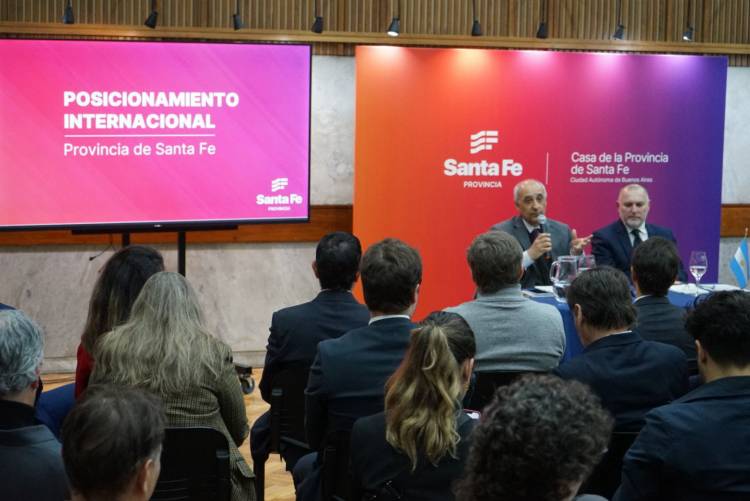 Santa Fe presentó en Buenos Aires su Plan de Posicionamiento Internacional