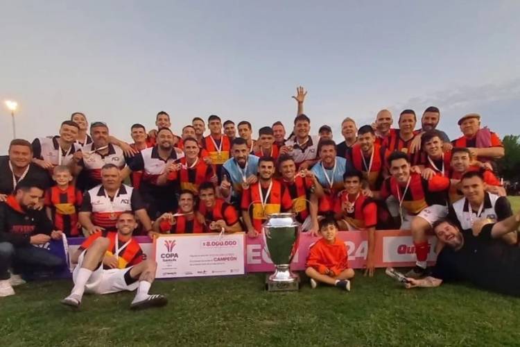 "Juve" de Esperanza, el séptimo campeón de la Copa Santa Fe