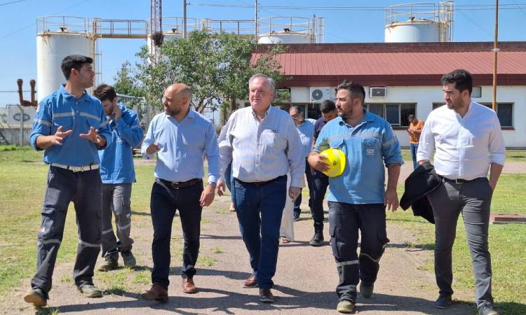 “Con una fuerte inversión Provincial se restauran 18 MW de energía en Ceres y la Región y se incorporan otros 5 MW para el verano”