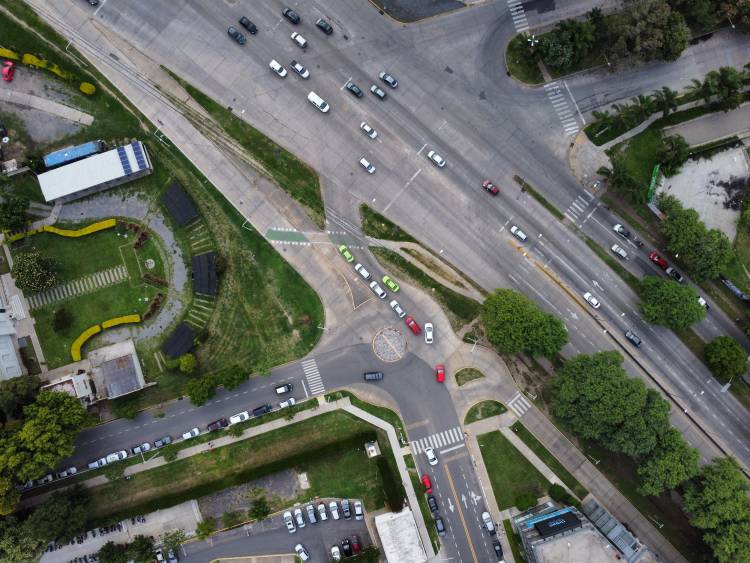 Debido a los accidentes de tránsito, se readecuará la rotonda de Avenida Alem y Belgrano