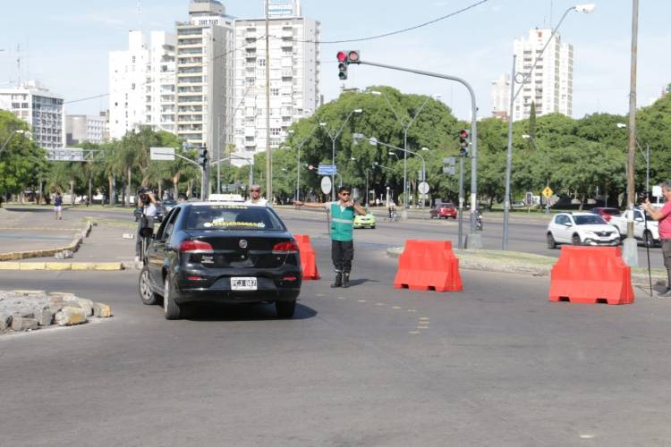 Desde este lunes, se modifica la circulación en la rotonda de Alem y Belgrano