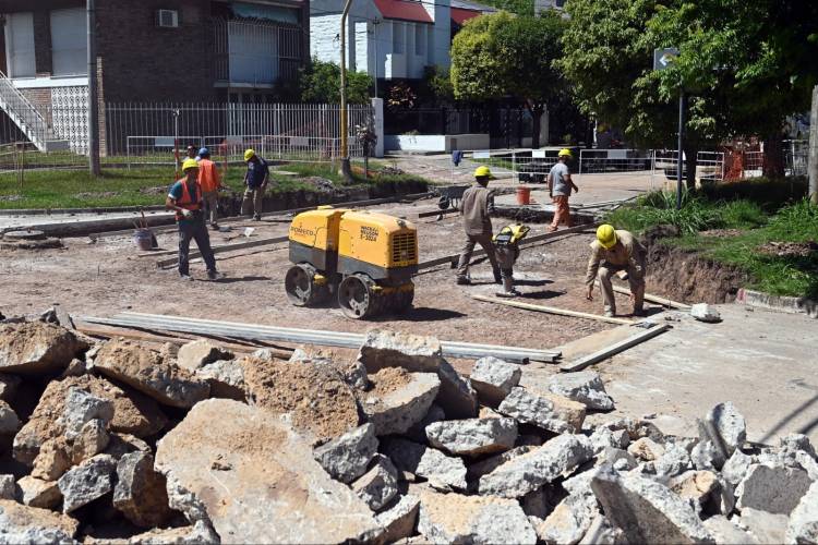Este miércoles habrá cortes de tránsito por trabajos de bacheo en calle Juan del Campillo