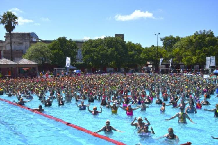 Agenda deportiva: llega la clase de aquagym en el Saladillo y la muestra acuática Talentos en Parque del Mercado