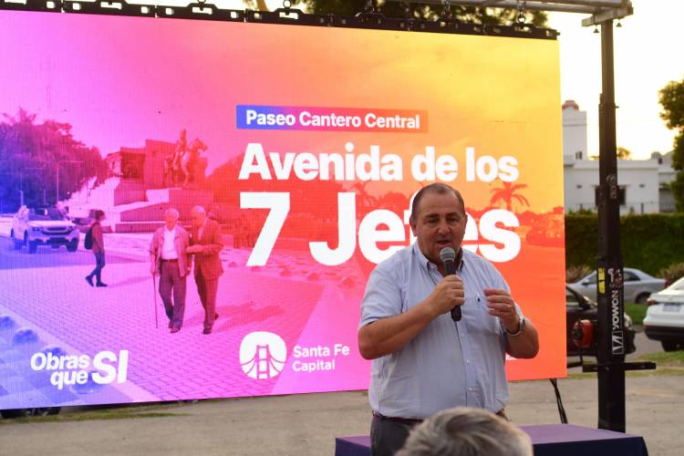 Siete empresas presentaron sus ofertas para la puesta en valor del Cantero Central de Avenida 7 Jefes