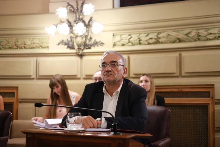 Calvo destacó el aporte del Fonres para centros de salud para el dpto. Castellanos