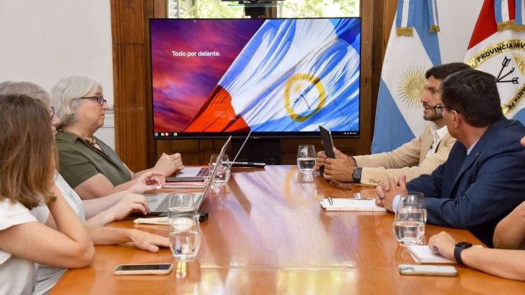 Pullaro y Goity definen la continuidad y ampliación del Plan de Alfabetización Santafesino Raíz
