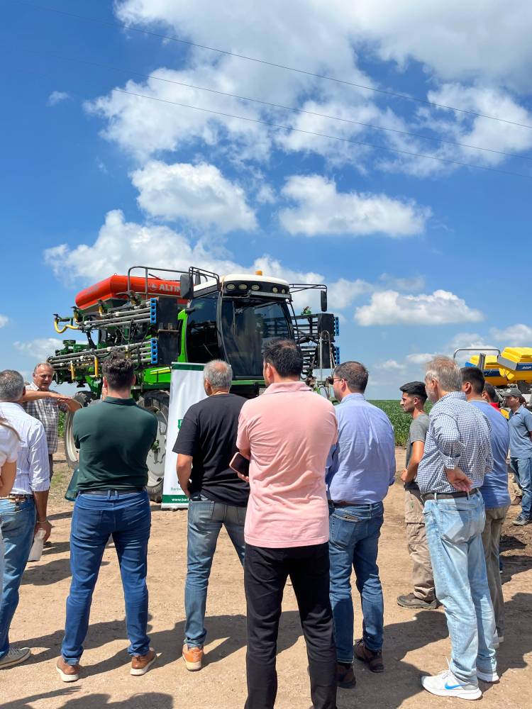 Mirabella participó del Espacio Legislativo del Agro en Córdoba y criticó las trabas del gobierno nacional al sector productivo