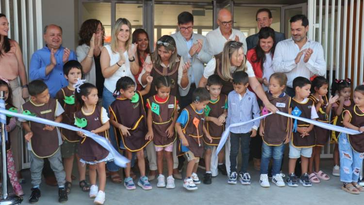 Goity: “El gobernador Pullaro tomó la decisión de no escatimar recursos en infraestructura educativa”