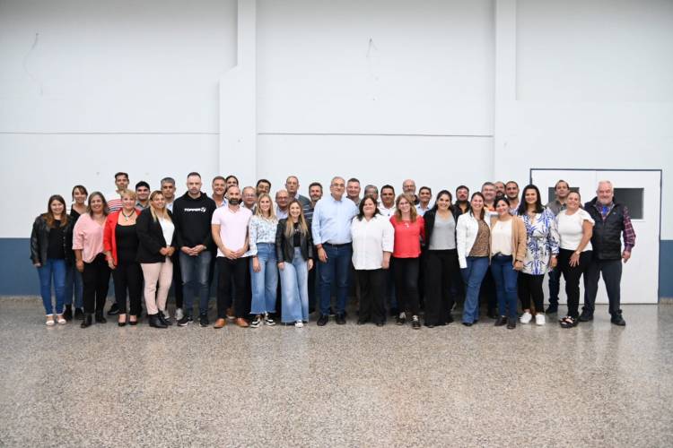 Calvo se reunió con los candidadtos de Unión en el dpto. Castellanos