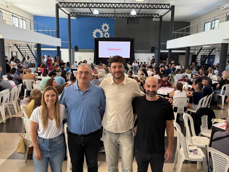 Calvo y Chivallero acompañron a Juan Monteverde en la "Constitución de la Gente"
