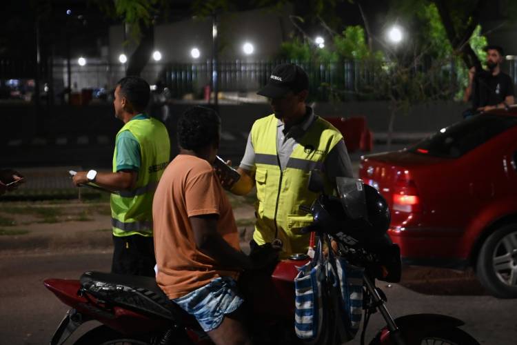 La Municipalidad comprará alcoholímetros y alómetros para reforzar los controles vehiculares