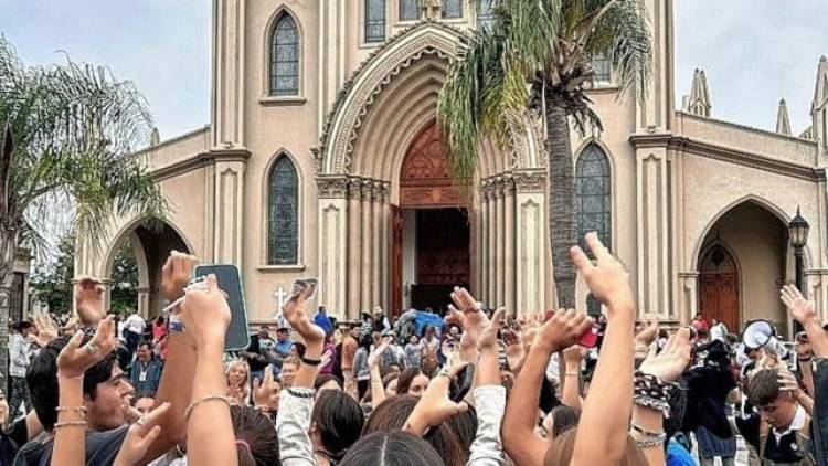 El arzobispo Fenoy sobre la salida de Panigo de la Basílica de Guadalupe: "A veces las decisiones no se entienden en el momento"