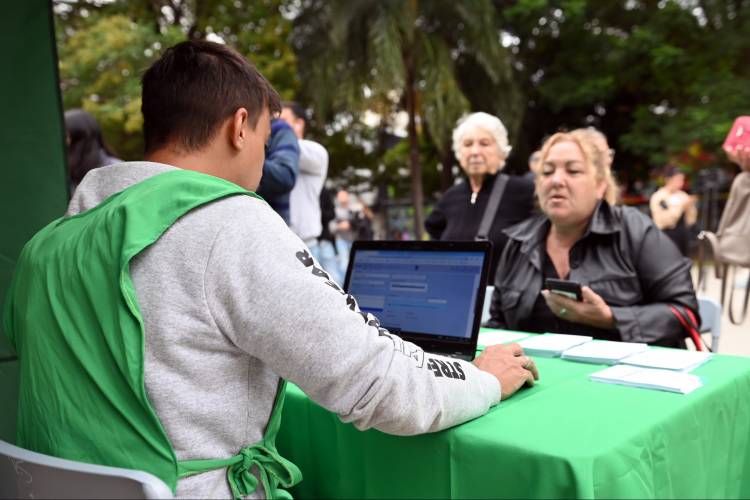 #ModoVacuna: en la primera semana, se vacunaron más de 500 personas