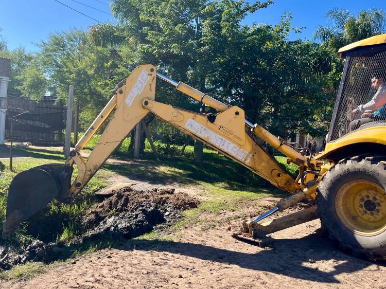 Trabajos de mejoramiento integral en Adelina Este y Centro 