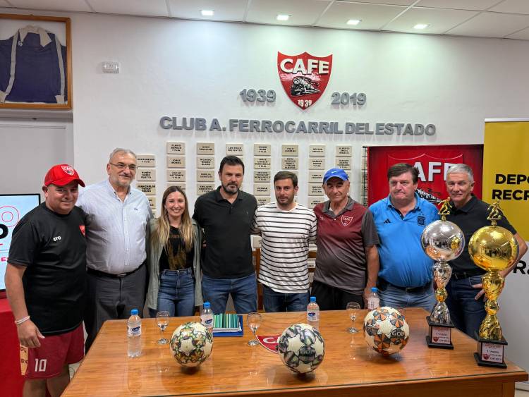 Calvo y Chivallero presentes en el lamnzaimiento de torneo de fútbol infantil "Bichito 2025"
