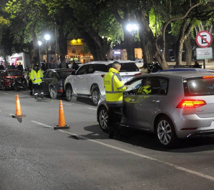 Operativos de control del fin de semana: se retuvieron 123 vehículos en infracción