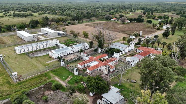 Con la habilitación de dos nuevos pabellones en Santa Felicia, Provincia trasladará internos de 7 Unidades Regionales
