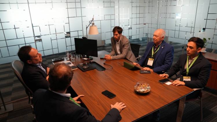 Santa Fe consolida su lugar en la cadena de valor de YPF: avanza la incorporación de empresas locales