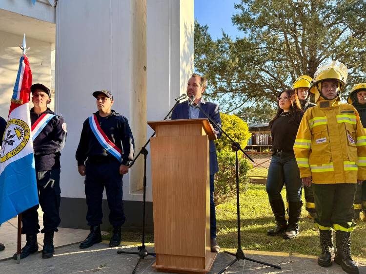 Tras dos décadas resurge Bomberos Voluntarios Santo Tomé