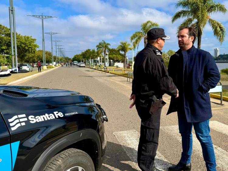 Santo Tomé refuerza su seguridad con nuevas camionetas 0 Km para patrullaje