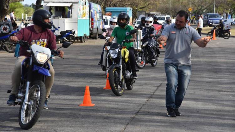 La Provincia lanzó una formación en Educación Vial para docentes
