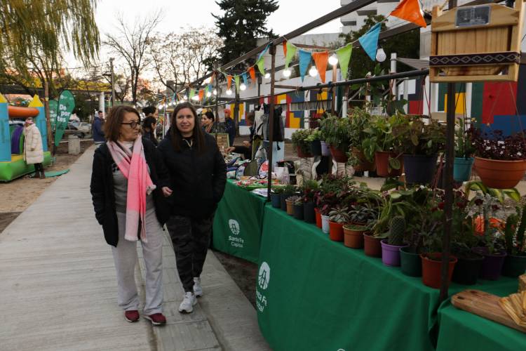 Paseo de la Cordialidad: el Municipio presentó un nuevo espacio recuperado para los santafesinos