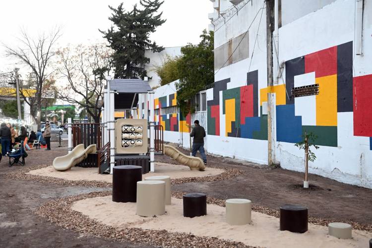Maria Luengo acompañó la inauguración del Paseo de la Cordialidad 