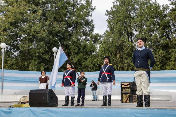 Más de 1600 niños y niñas santafesinos prometieron lealtad a la bandera