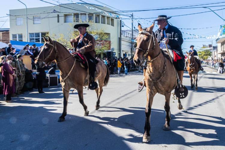 Santo Tomé conmemoró el Día de la Bandera