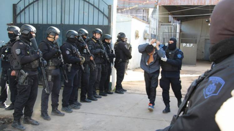 Provincia trasladó 83 reclusos del norte santafesino a los nuevos pabellones de la Unidad Penitenciaria Nº 10 de Santa Felicia