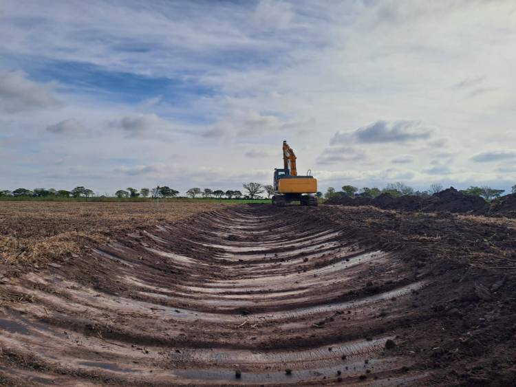 Obras hídricas clave para la producción: el Gobierno Provincial comenzó con la ejecución del Canal Bragado