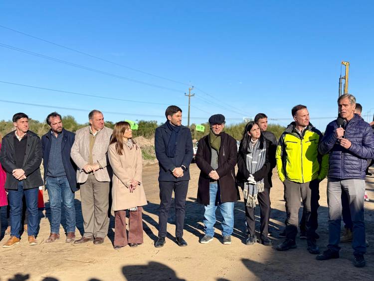 Nuevo Puente Santa Fe-Santo Tomé: Comenzó la Colocación de los Pilotes