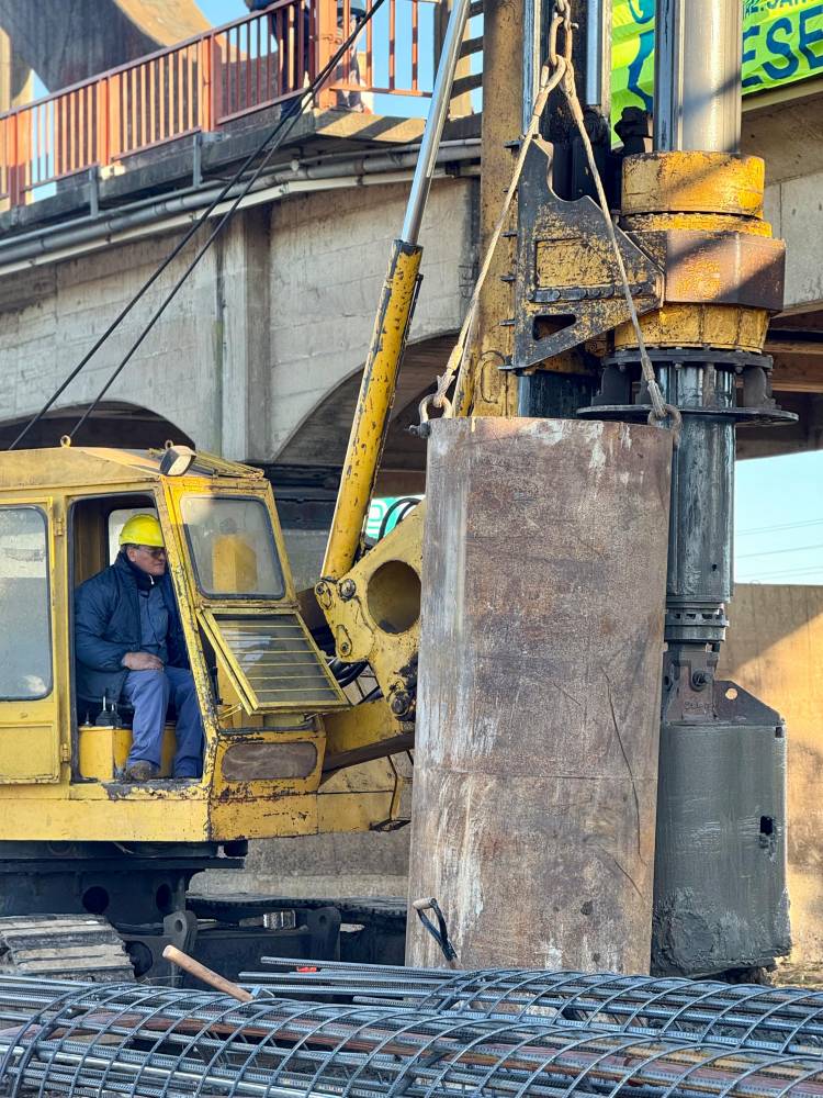 Nuevo Puente Santa Fe-Santo Tomé: Comenzó la Colocación de los Pilotes