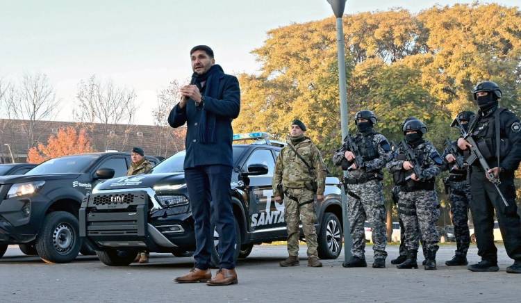 Pullaro presentó una unidad especial para capturar narcos y sicarios prófugos en Santa Fe