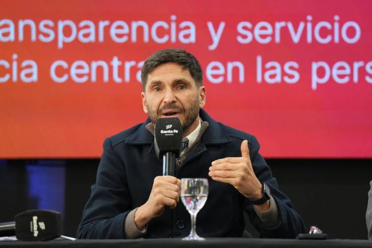 Pullaro: “Queremos transformar cada uno de los poderes para que Estado sea más eficiente y funcione mejor”