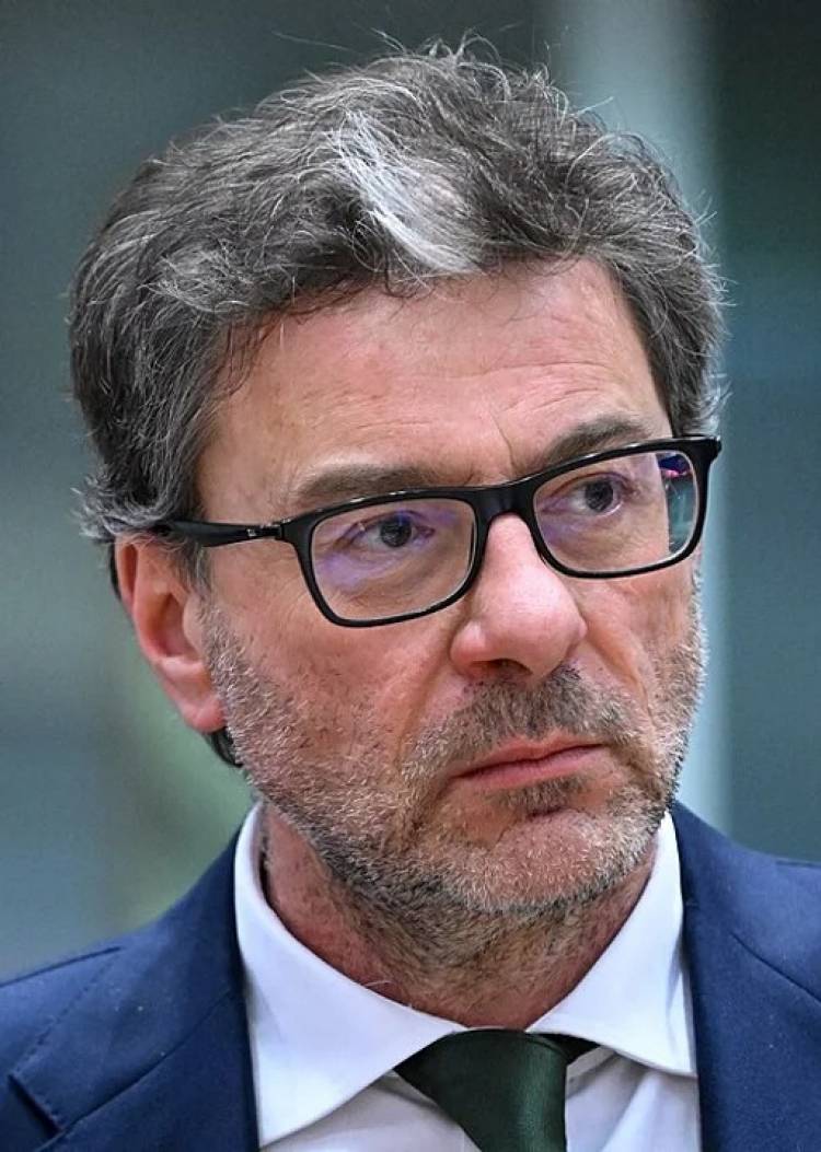 La Administración Trump “sacude” el orden mundial en tres aspectos clave, aseguró un ministro italiano