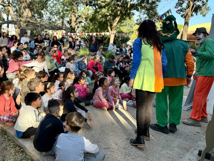 Continúan las “Siestas Divertidas” en la  plaza General Belgrano