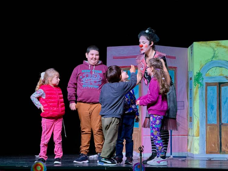 Santo Tomé vivió la segunda jornada del Encuentro Internacional de Teatro Infantil